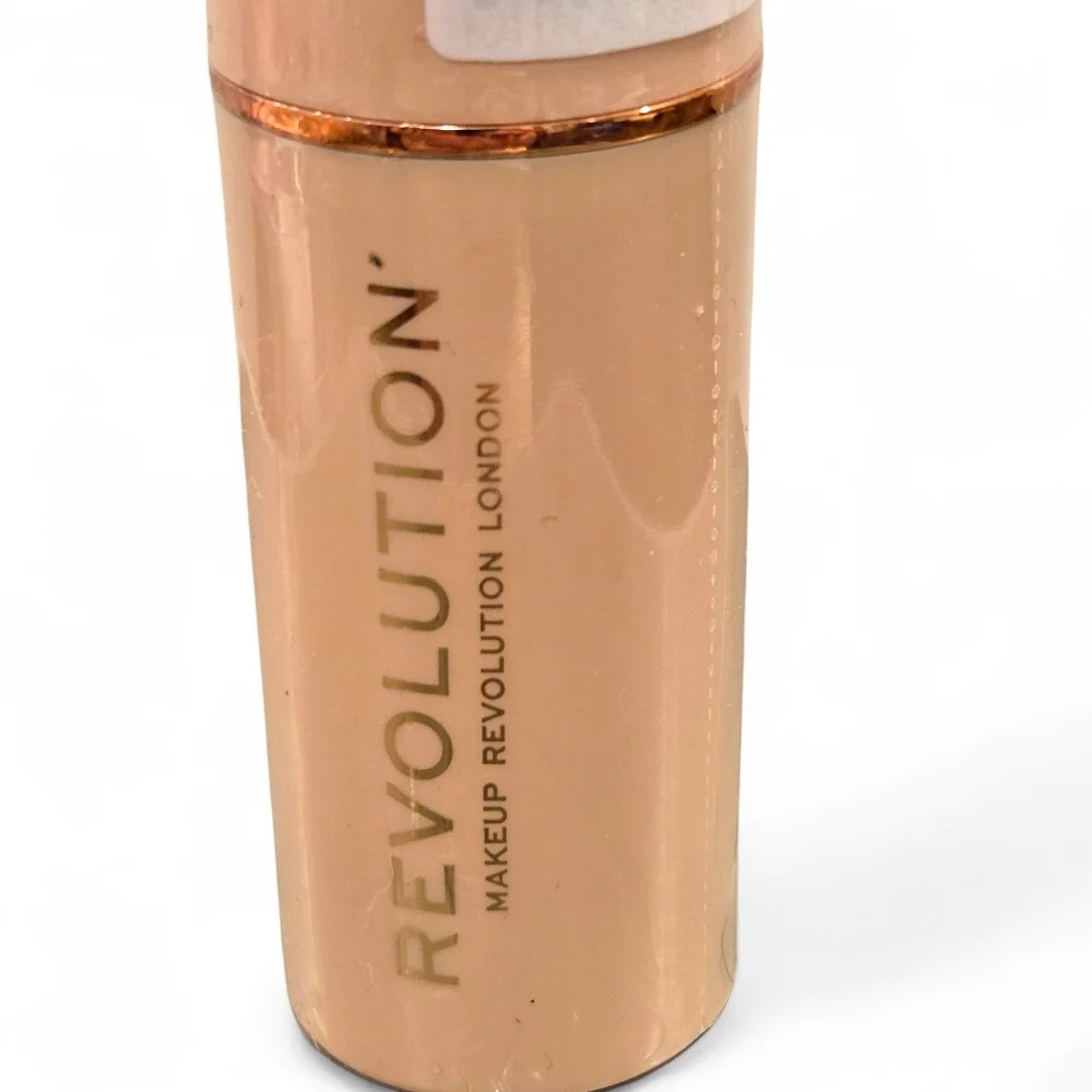 Revolution F5 Fast Base Stick Foundation | Light with Pink Undertone NEW SEALED